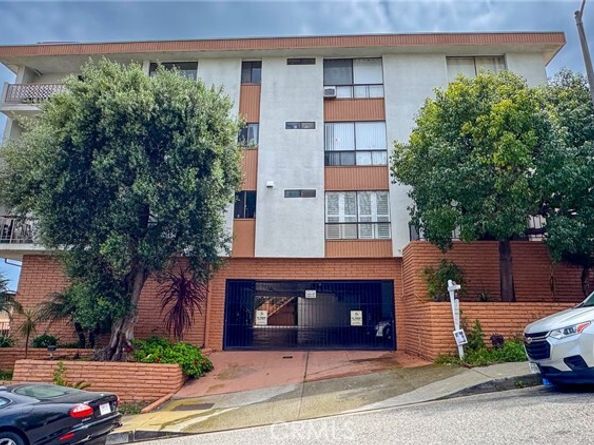 665 W 24th Street 208, San Pedro (los Angeles) CA 90731