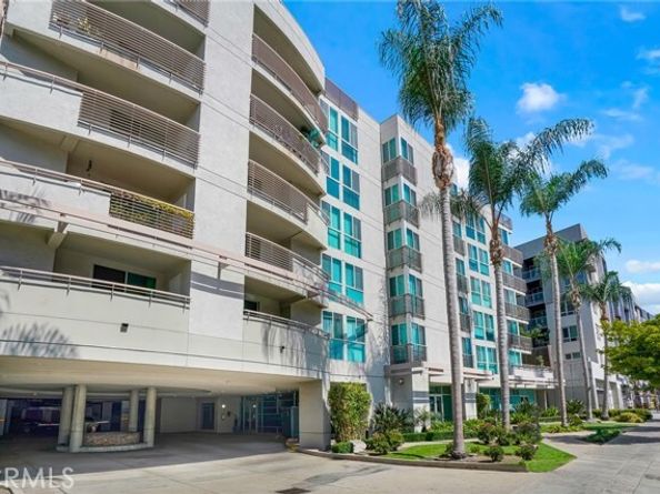 267 S San Pedro 217, Los Angeles CA 90012