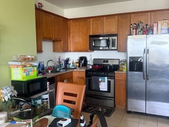 6938 Laurel Canyon Boulevard 212, North Hollywood (los Angeles) CA 91605