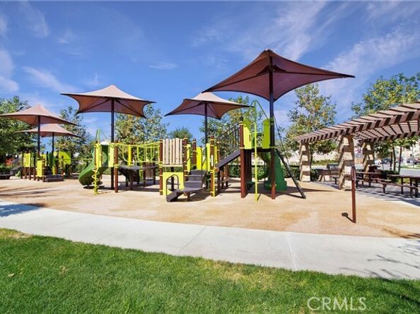 54 Clover, Lake Forest (el Toro) CA 92630