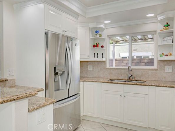 2372 Via Mariposa B, Laguna Woods CA 92637