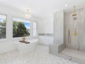15 Canada Oaks, Laguna Hills CA 92679