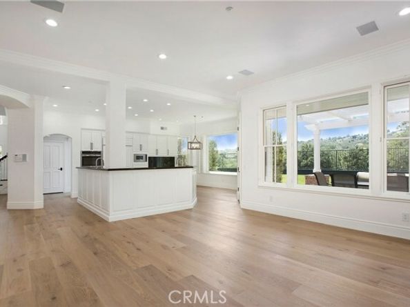 15 Canada Oaks, Laguna Hills CA 92679