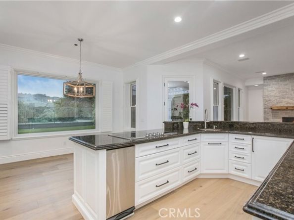 15 Canada Oaks, Laguna Hills CA 92679