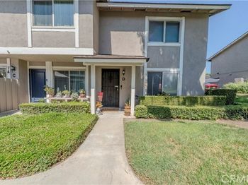 1726 N Oak Knoll