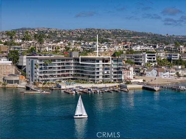 2525 Ocean Boulevard 6B/C, Corona Del Mar (newport Beach) CA 92625