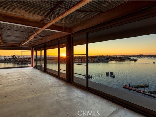 2525 Ocean Boulevard 6B/C, Corona Del Mar (newport Beach) CA 92625