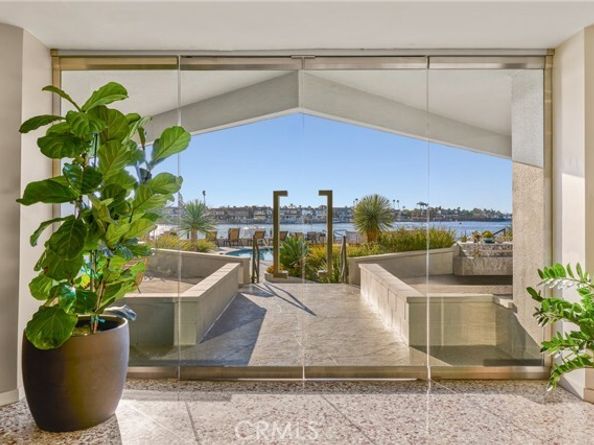 2525 Ocean Boulevard 6B/C, Corona Del Mar (newport Beach) CA 92625