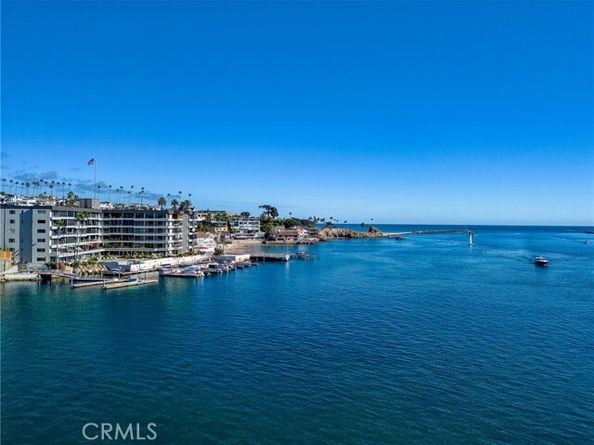 2525 Ocean Boulevard 6B/C, Corona Del Mar (newport Beach) CA 92625