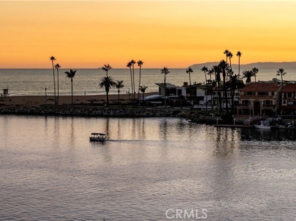 2525 Ocean Boulevard 6B/C, Corona Del Mar (newport Beach) CA 92625