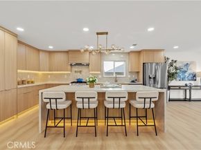10276 Falcon, Fountain Valley CA 92708