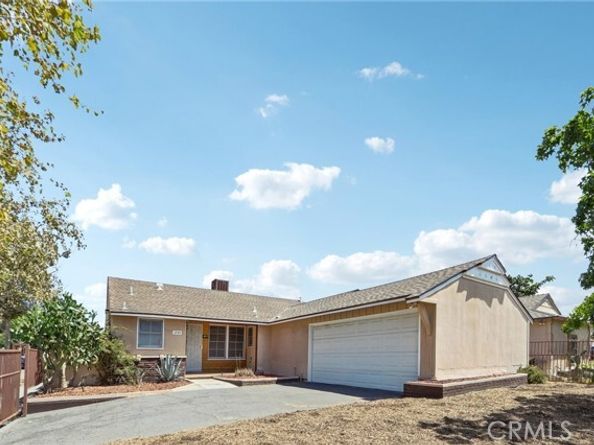 13155 Gault, Los Angeles CA 91605