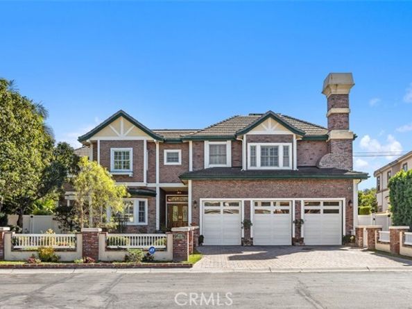 18732 Jockey Circle, Huntington Beach CA 92648