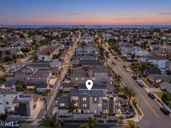 1022 Huntington, Huntington Beach CA 92648