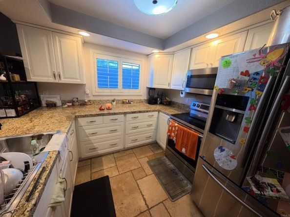 289 Stage Coach Rd, Oceanside CA 92057