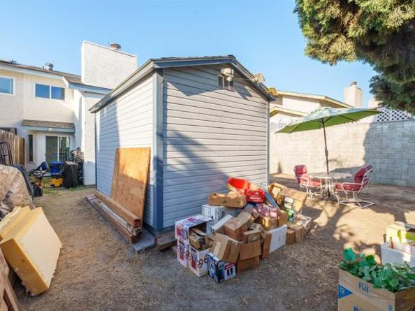 3833 Via Del Bardo, San Ysidro (san Diego) CA 92173