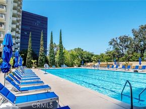 2170 Century Park East, Los Angeles CA 90067