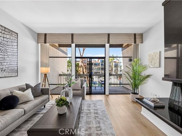 6229 Marina Pacifica, Long Beach CA 90803