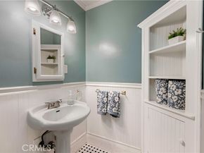2270 Senasac Ave., Long Beach CA 90815