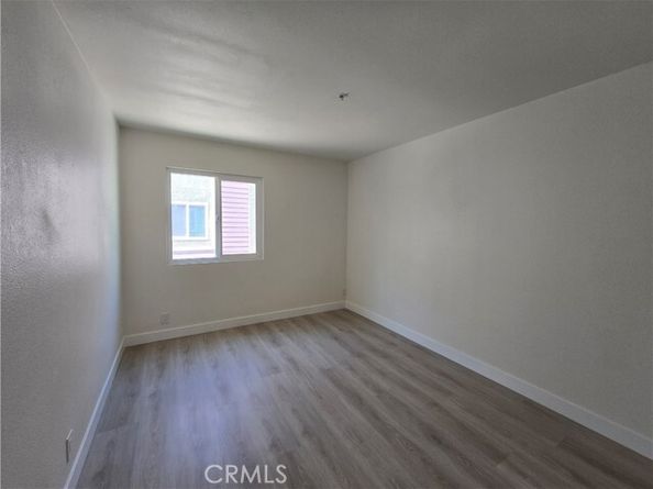 70 Harkness Avenue 4, Pasadena CA 91106