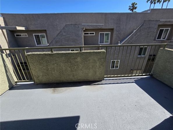 70 Harkness Avenue 4, Pasadena CA 91106