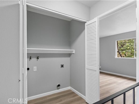 10401 Shaw Street 402, Oakland CA 94605