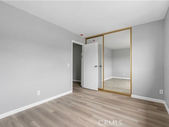 10401 Shaw Street 402, Oakland CA 94605