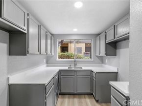 10401 Shaw Street 402, Oakland CA 94605