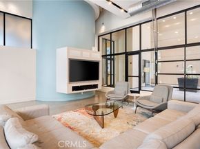 133 N The Promenade 422, Long Beach CA 90802