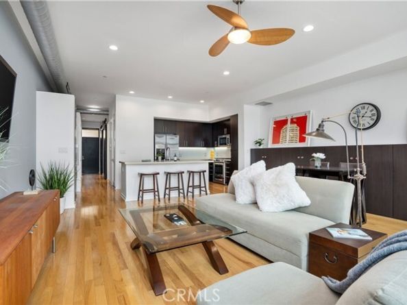 133 N The Promenade 422, Long Beach CA 90802