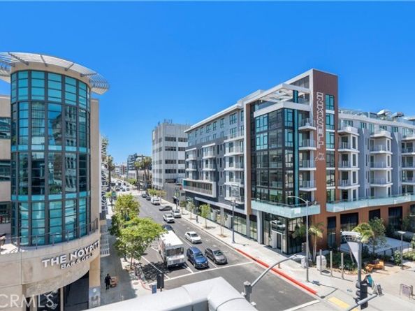 133 N The Promenade 422, Long Beach CA 90802