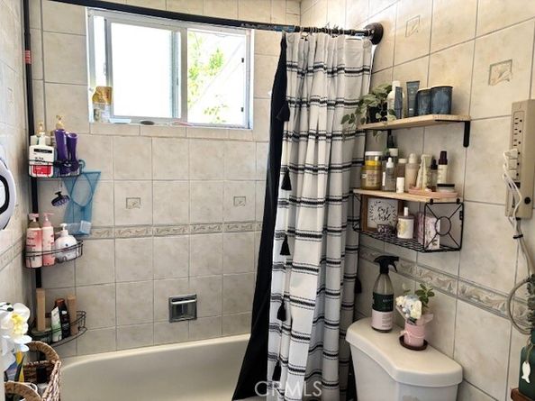 8360 Katherine Avenue 1, Panorama City (los Angeles) CA 91402