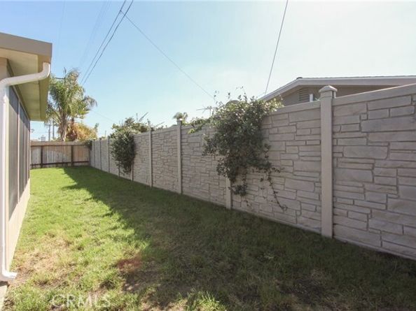 2544 W Greenacre Avenue, Anaheim CA 92801