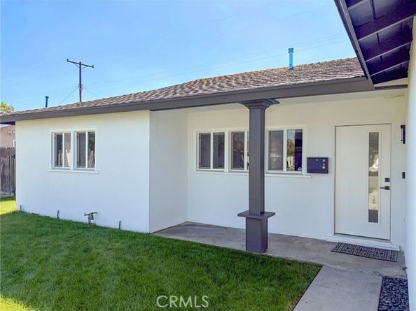 2544 W Greenacre Avenue, Anaheim CA 92801