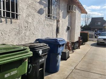 907 E 50th Street