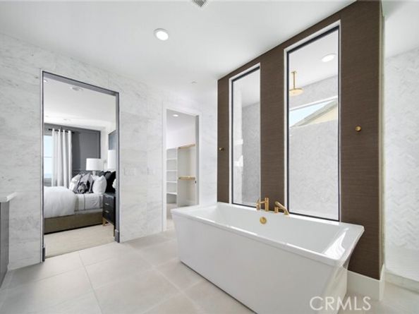 11826 Canoga Avenue, Chatsworth (los Angeles) CA 91311