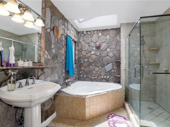 7647 Mason Avenue, Winnetka (los Angeles) CA 91306