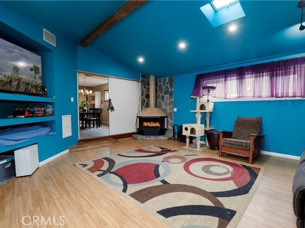 7647 Mason Avenue, Winnetka (los Angeles) CA 91306