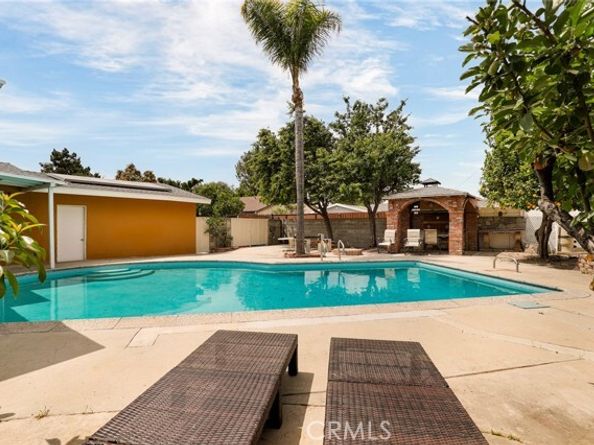 7647 Mason Avenue, Winnetka (los Angeles) CA 91306