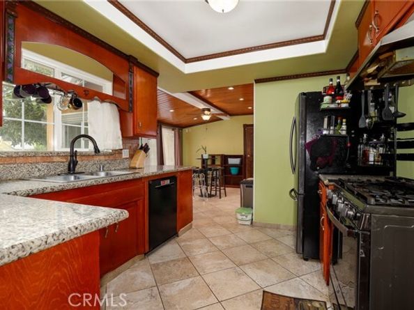 7647 Mason Avenue, Winnetka (los Angeles) CA 91306
