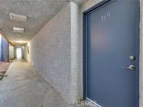 18620 Hatteras 169, Tarzana (los Angeles) CA 91356