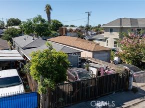 2554 Santa Ana, Los Angeles CA 90059