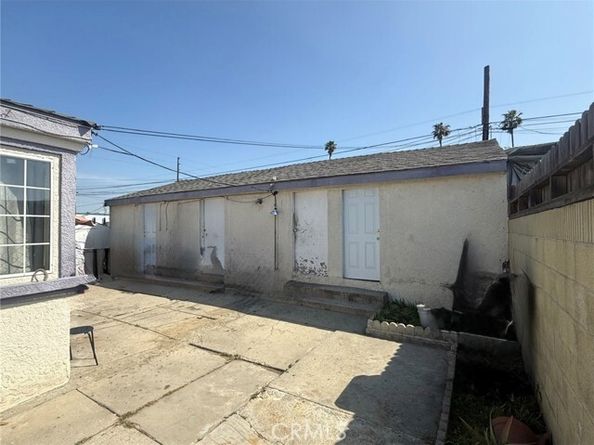 1742 N Marine, Wilmington (los Angeles) CA 90744