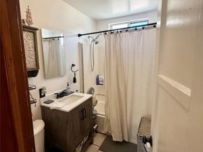 1742 N Marine, Wilmington (los Angeles) CA 90744