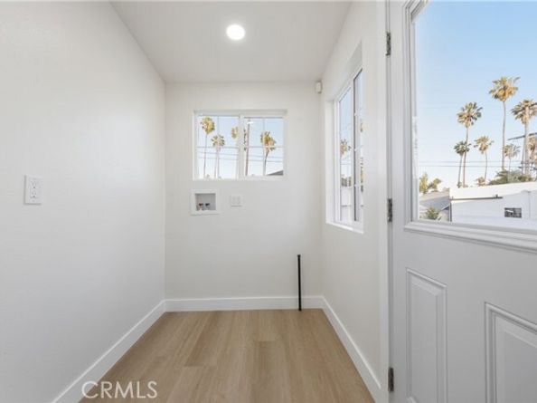 5612 S Rimpau, Los Angeles CA 90043