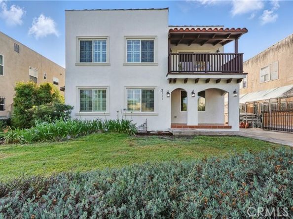 2111 S Bronson, Los Angeles CA 90018