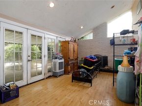 20855 Baltar Street, Winnetka (los Angeles) CA 91306