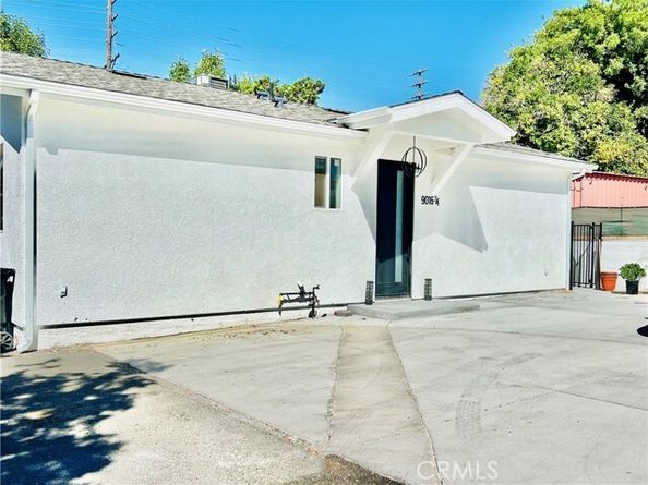 9014 Wilbur Avenue, Northridge (los Angeles) CA 91324
