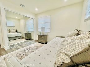 9014 Wilbur Avenue, Northridge (los Angeles) CA 91324