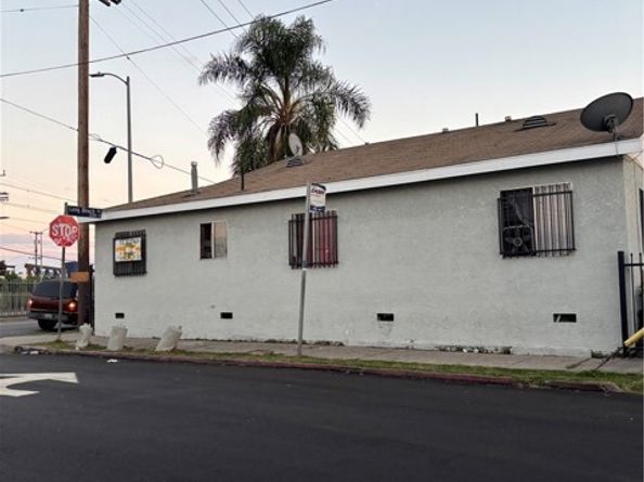 3201 Long Beach, Vernon CA 90058